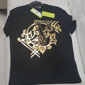 Versacee Jean's tshirt